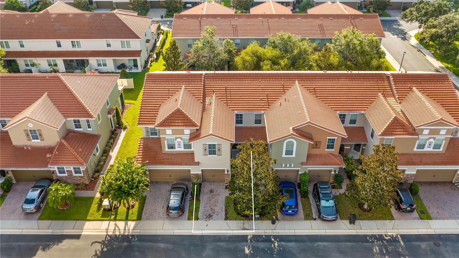 Image 38 of 47 For 417 Livorno Way