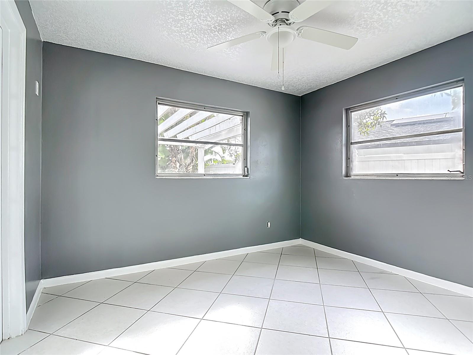 Image 46 of 69 For 3417 Pershing Avenue