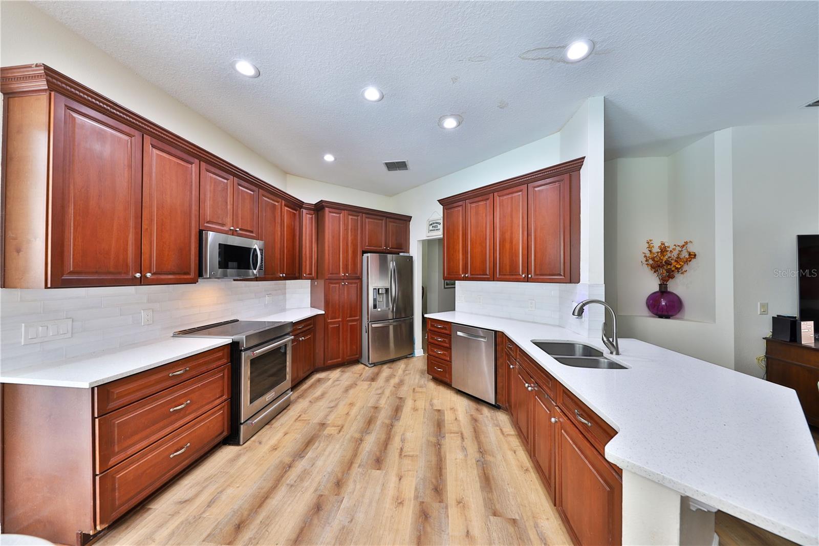 Image 4 of 18 For 604 Timberwilde Court