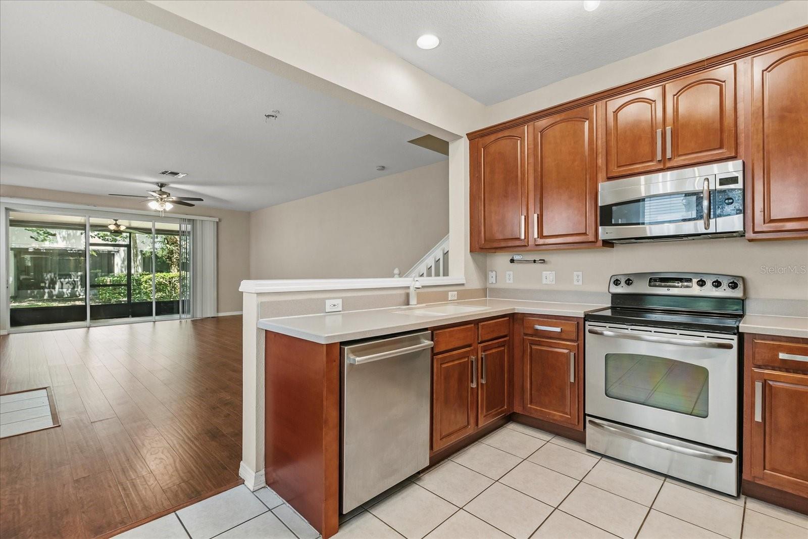 Image 10 of 33 For 6874 Slaven Drive