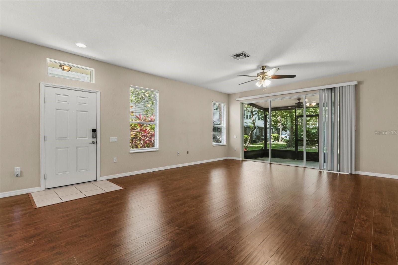 Image 5 of 33 For 6874 Slaven Drive