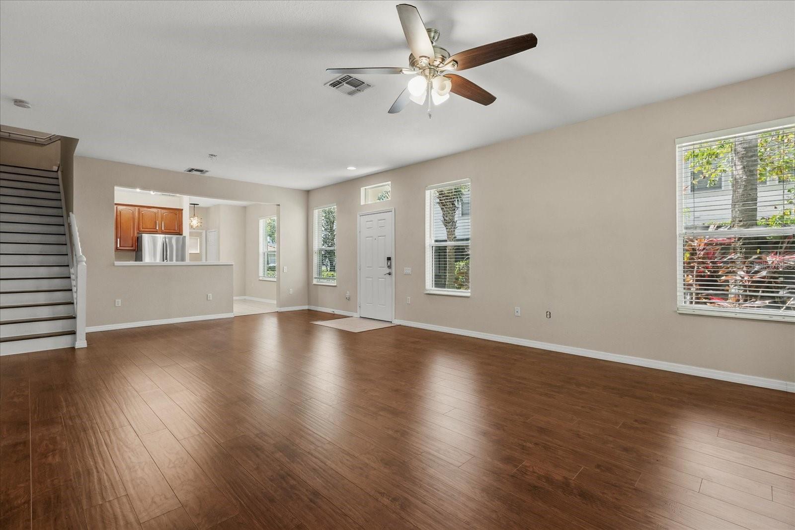 Image 8 of 33 For 6874 Slaven Drive