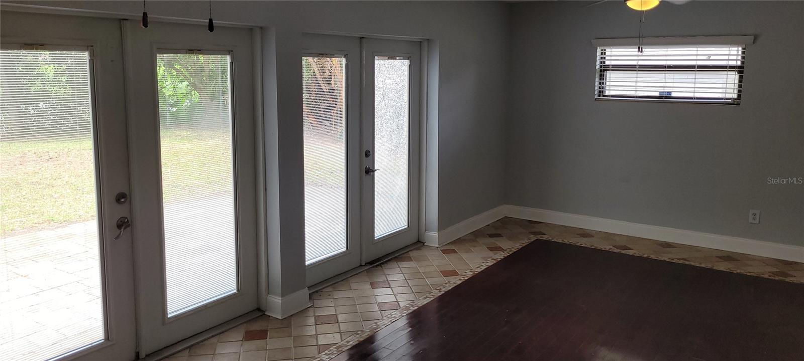 Image 7 of 20 For 814 Agnes Drive