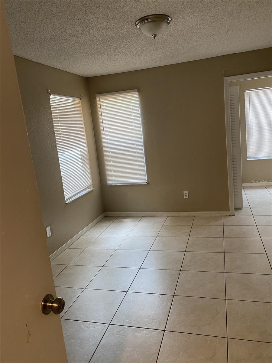 Image 12 of 14 For 4524 Commander Drive 1615