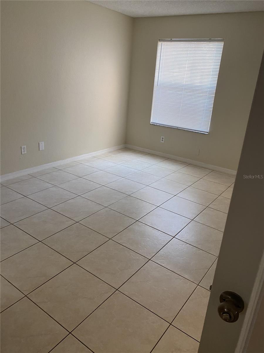 Image 8 of 14 For 4524 Commander Drive 1615