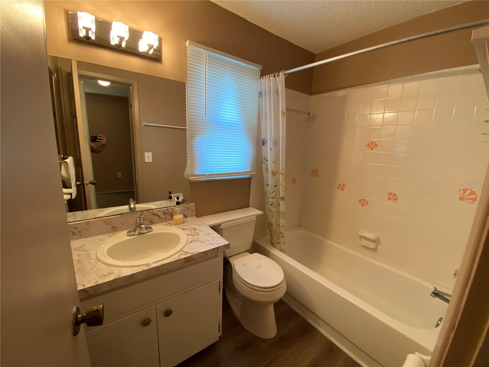 Image 15 of 17 For 2849 Westmoreland Court