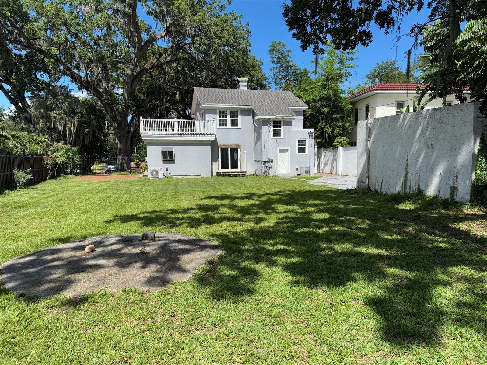 Image 22 of 23 For 714 Springdale Road