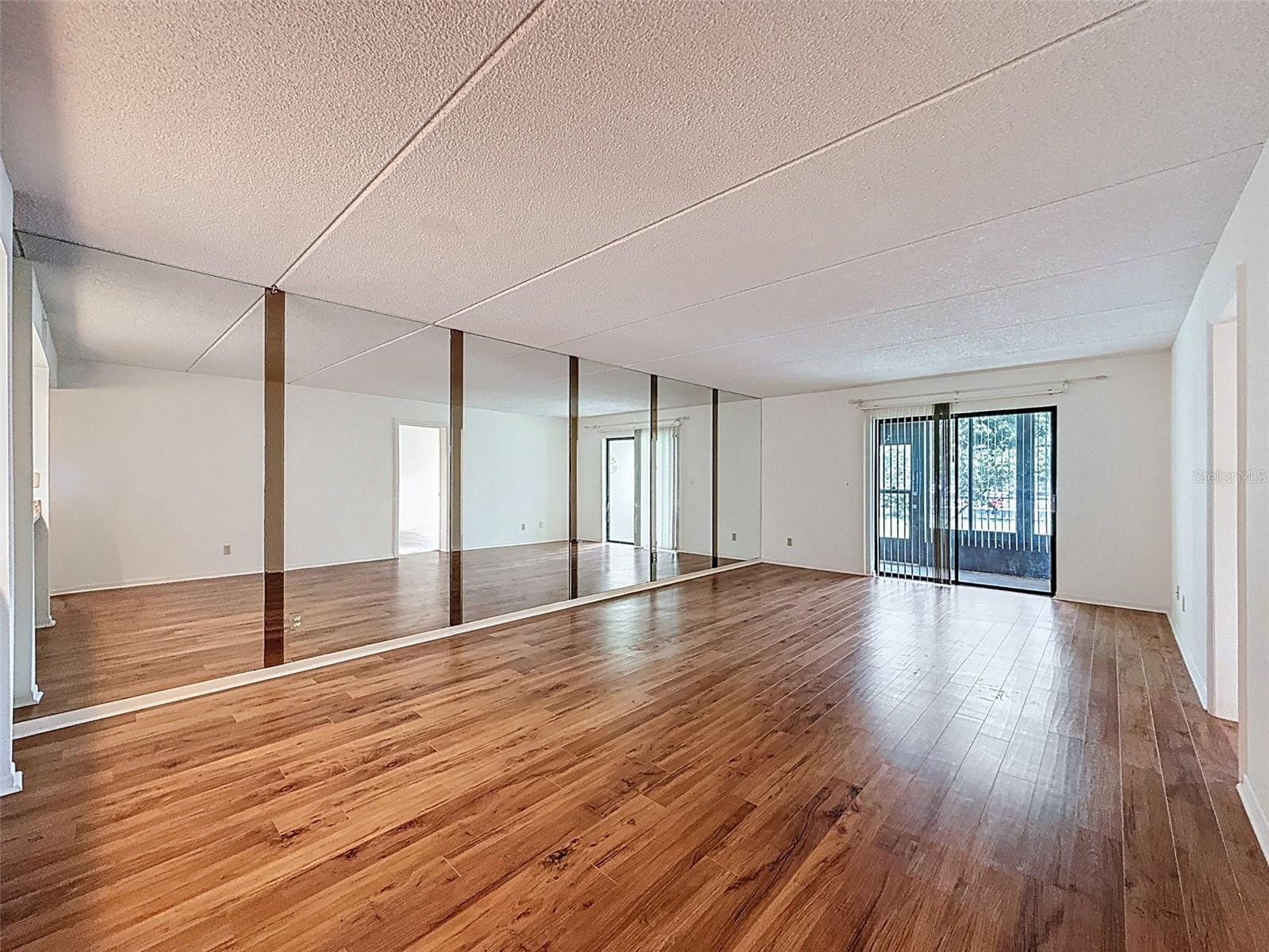 Image 10 of 29 For 1200 Tarpon Woods Blvd  L4