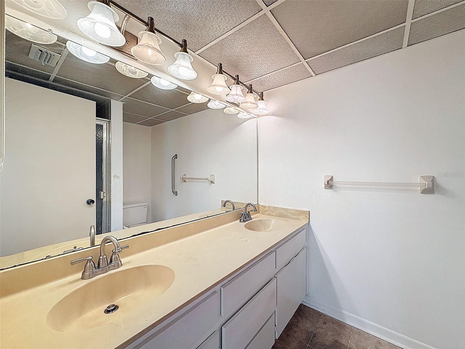 Image 19 of 29 For 1200 Tarpon Woods Blvd  L4