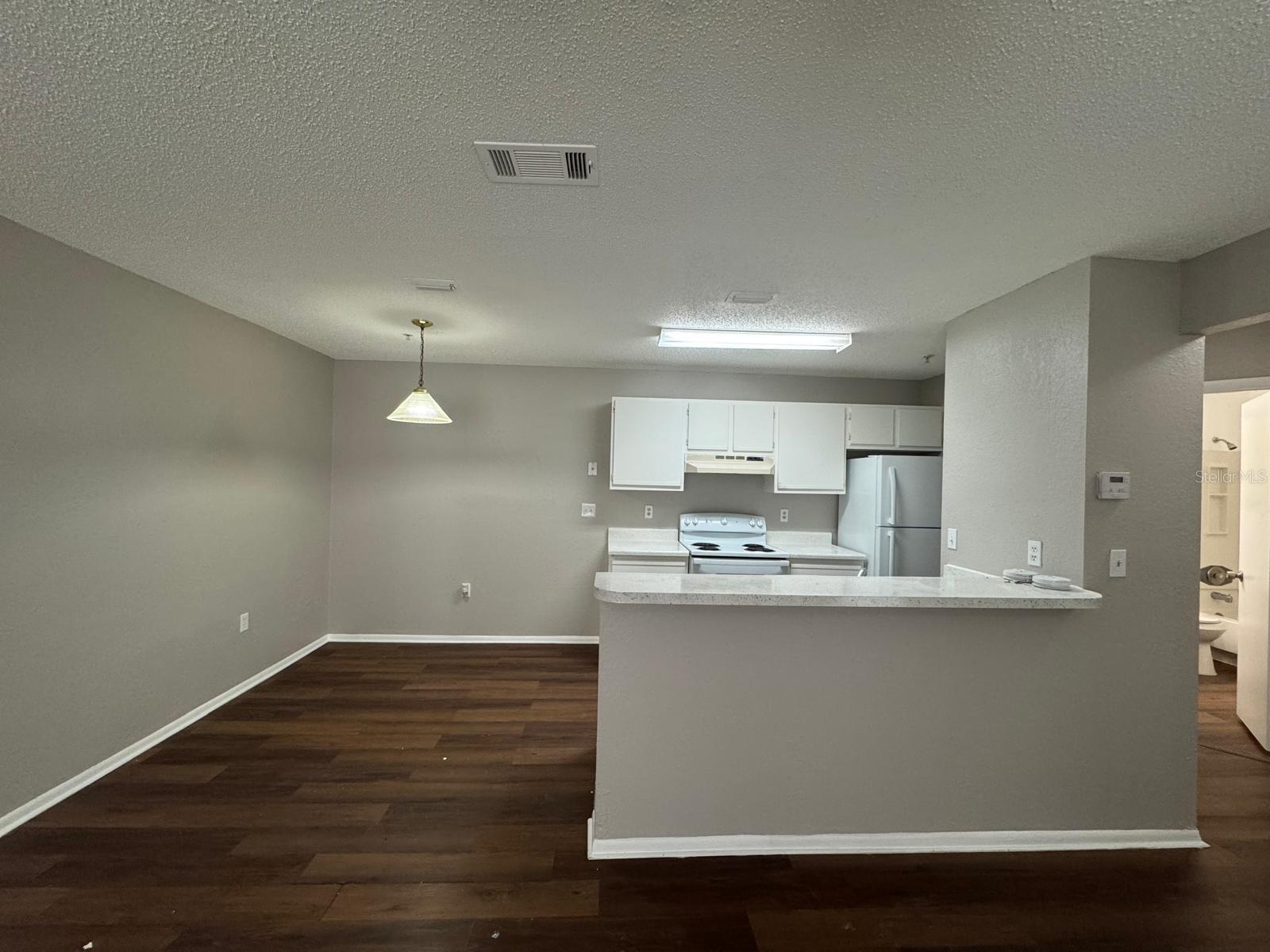 Image 3 of 16 For 957 Salt Pond Place 302