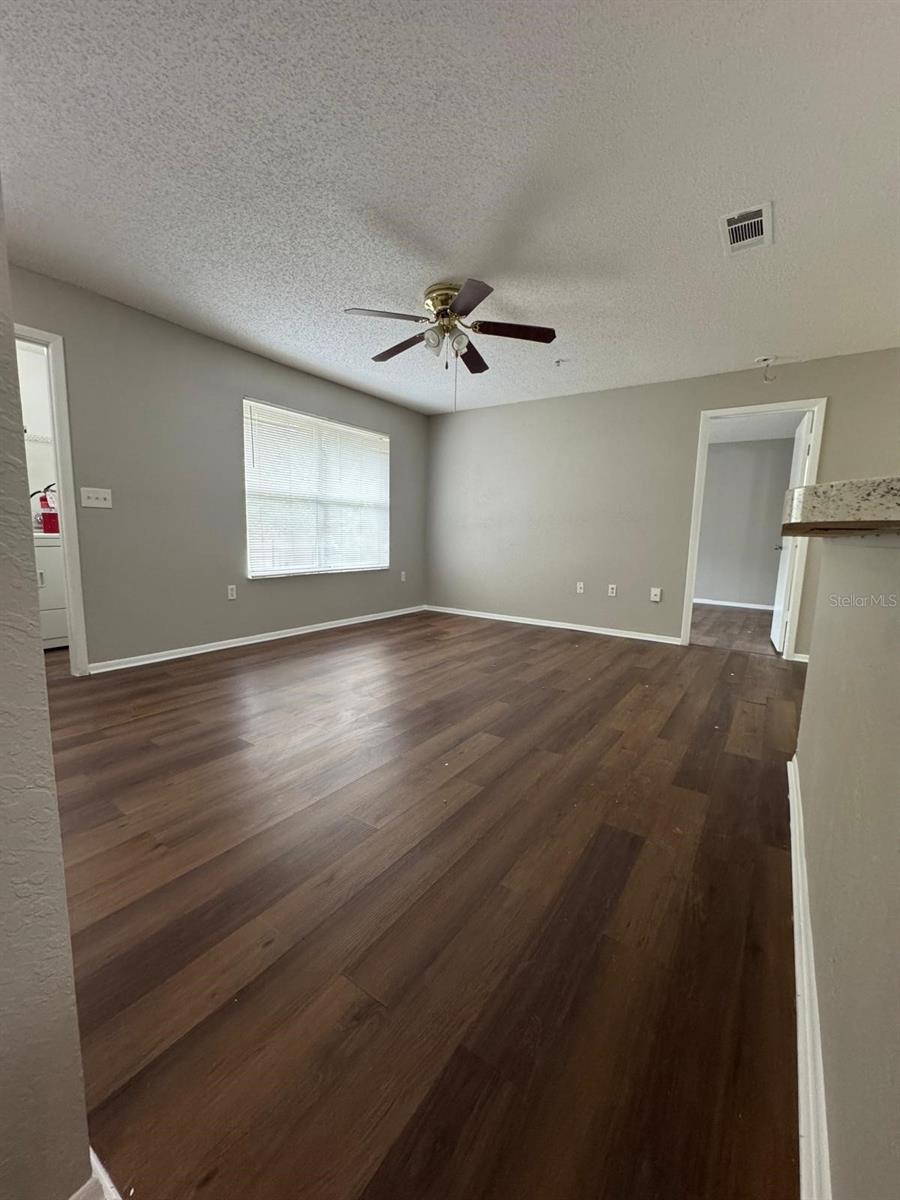 Image 5 of 16 For 957 Salt Pond Place 302