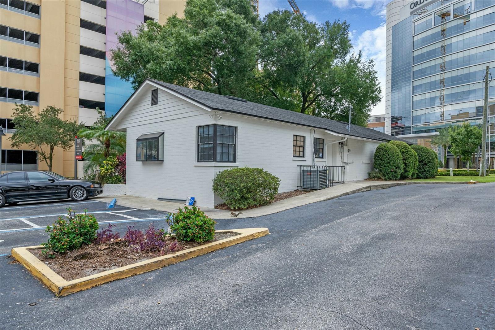 Image 12 of 21 For 1214 Kuhl Avenue