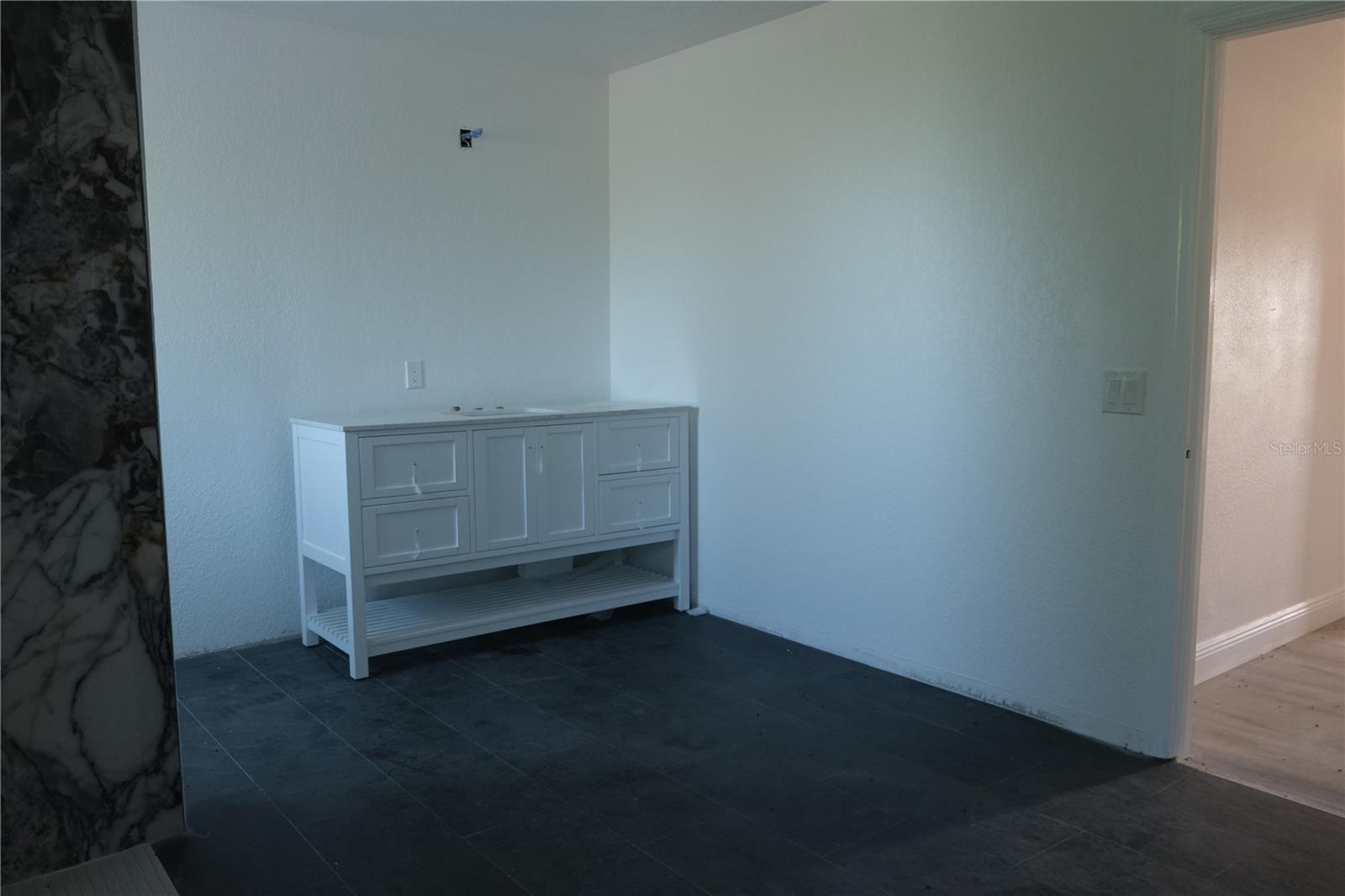 Image 41 of 60 For 1195 Carpenter Road