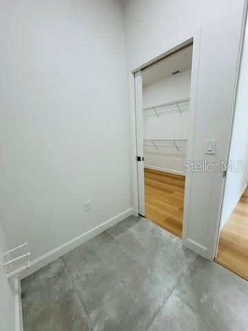 Image 17 of 23 For 2664 De Groodt Rd