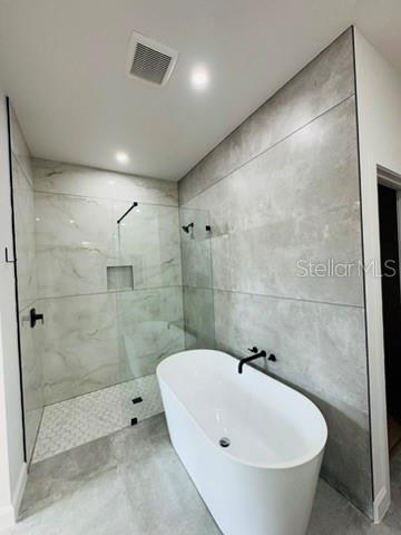 Image 19 of 23 For 2664 De Groodt Rd