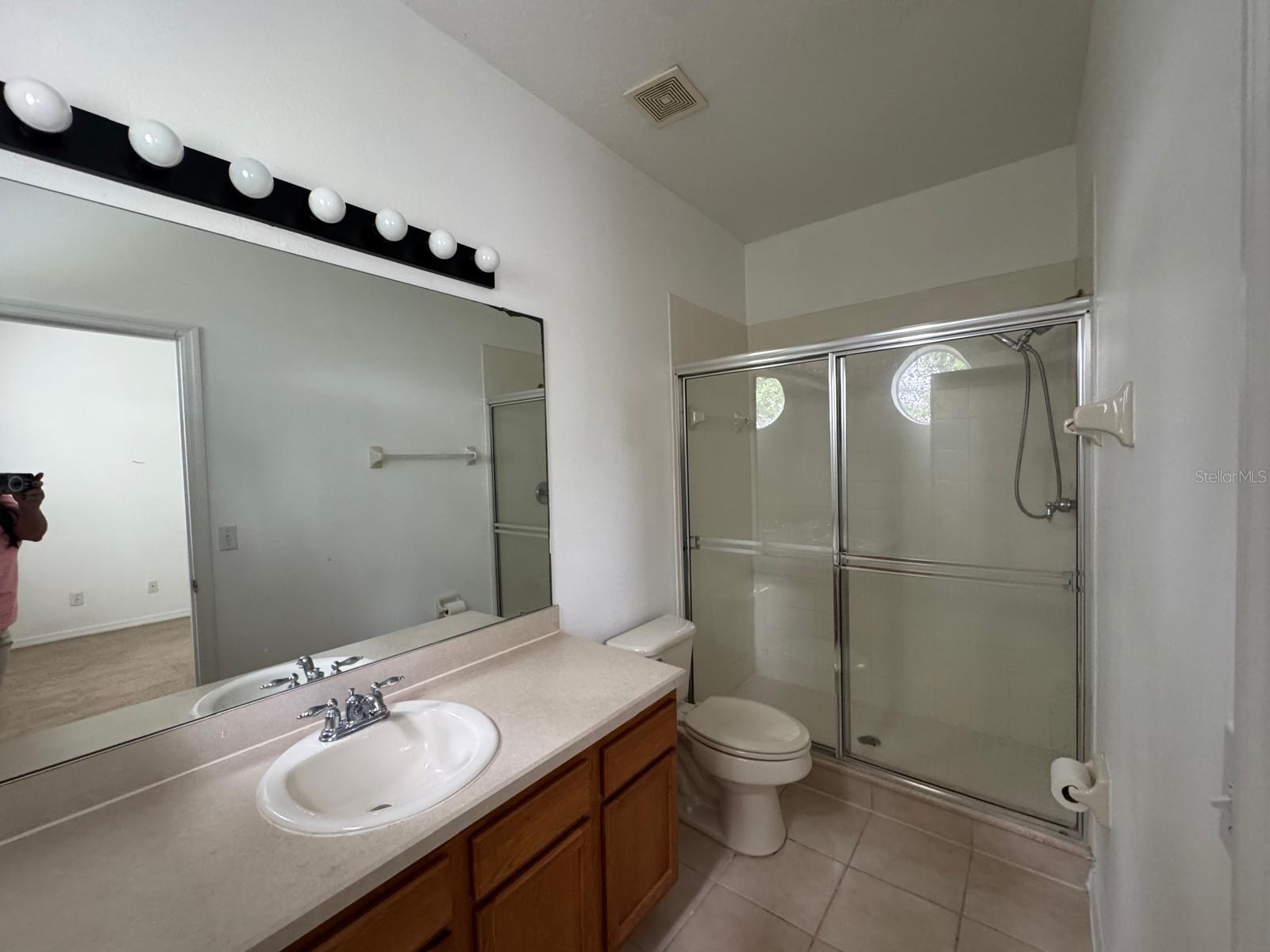 Image 11 of 15 For 10804 Savannah Wood Drive 127