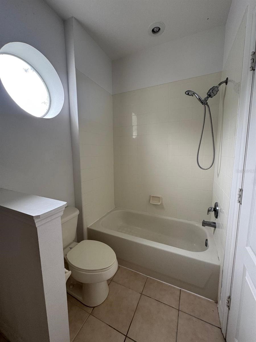 Image 8 of 15 For 10804 Savannah Wood Drive 127