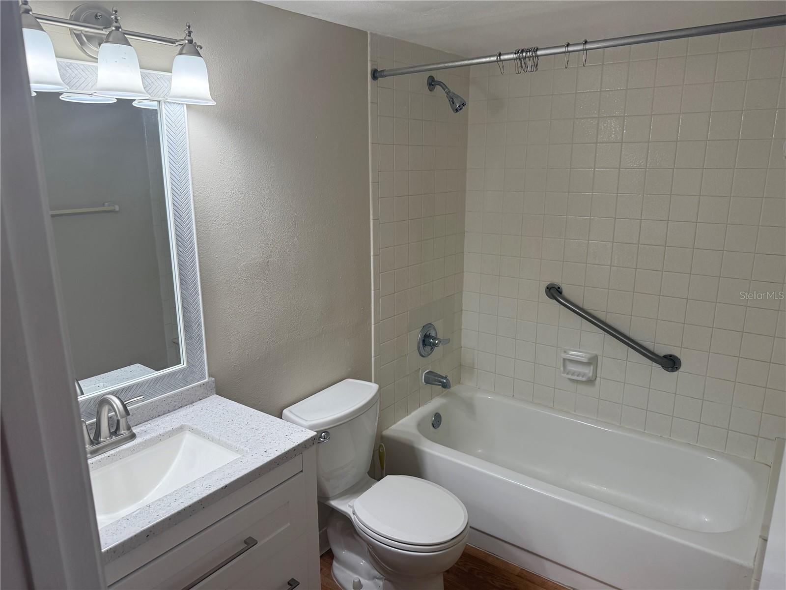 Image 10 of 18 For 8215 Sun Spring Circle C