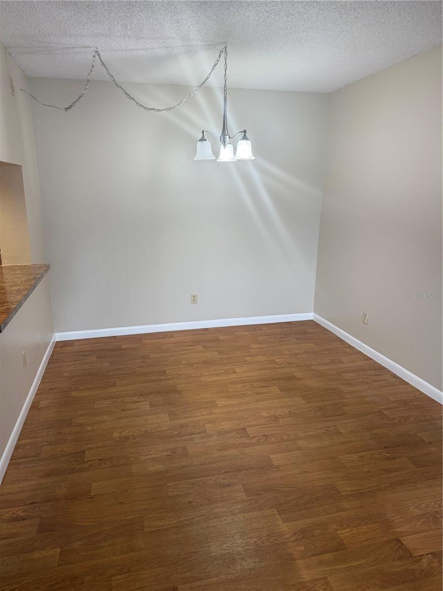 Image 6 of 18 For 8215 Sun Spring Circle C