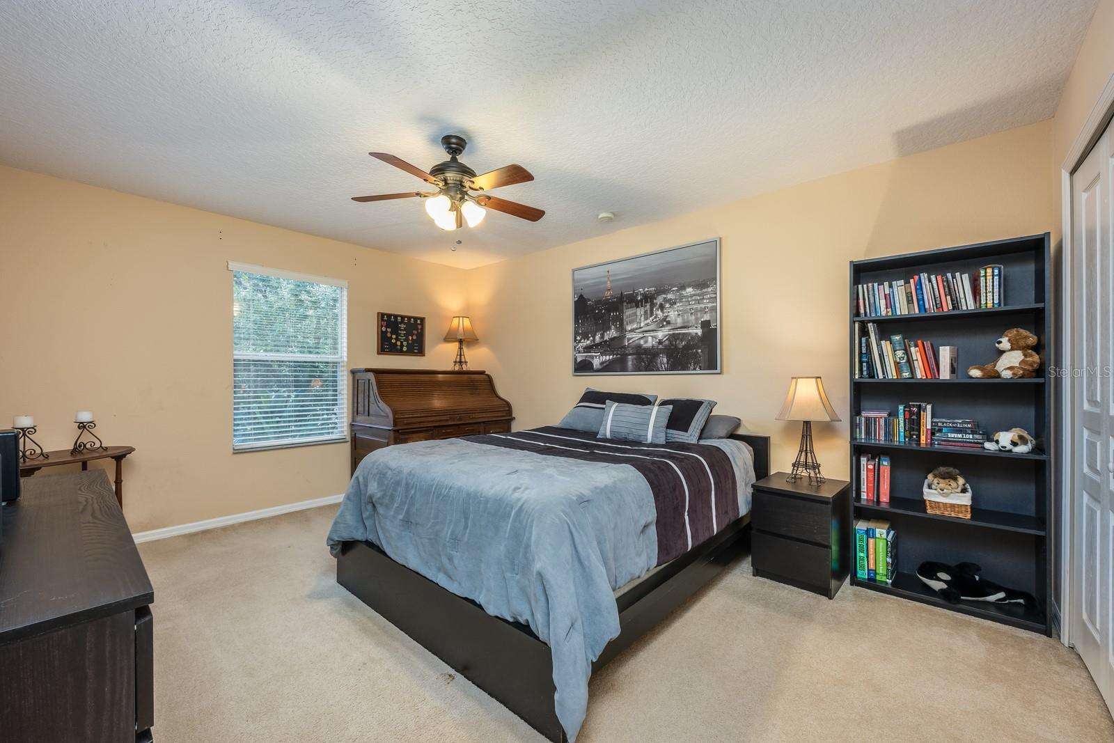 Image 22 of 34 For 127 Heatherbrooke Circle
