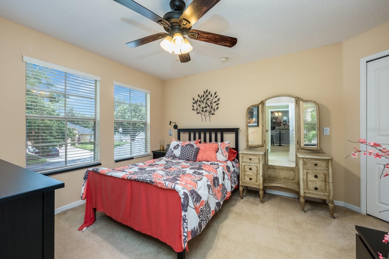 Image 24 of 34 For 127 Heatherbrooke Circle