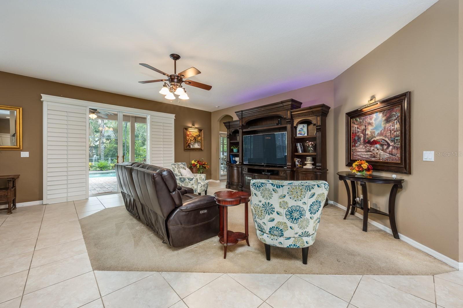 Image 4 of 34 For 127 Heatherbrooke Circle