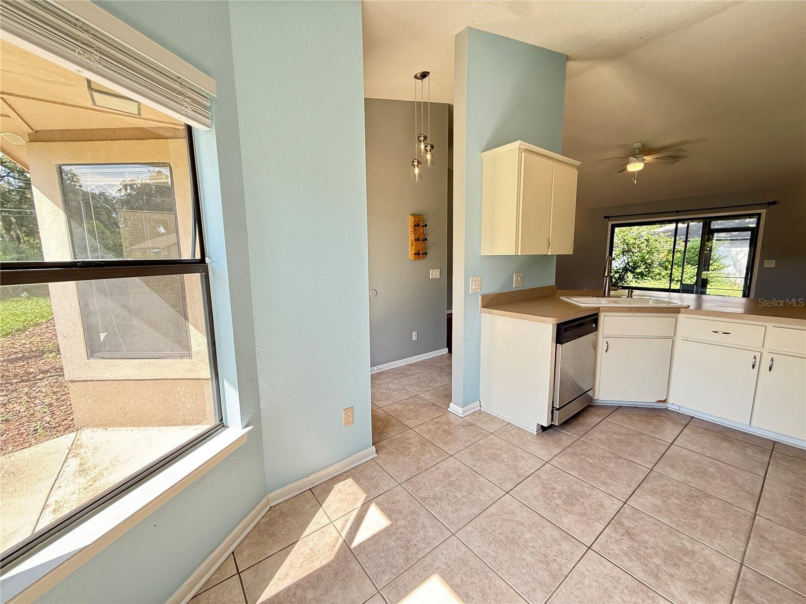 Image 11 of 47 For 1801 Chamberlin Street