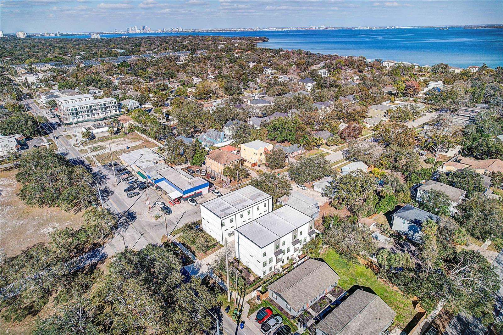 Image 33 of 39 For 6902 Macdill Avenue 1