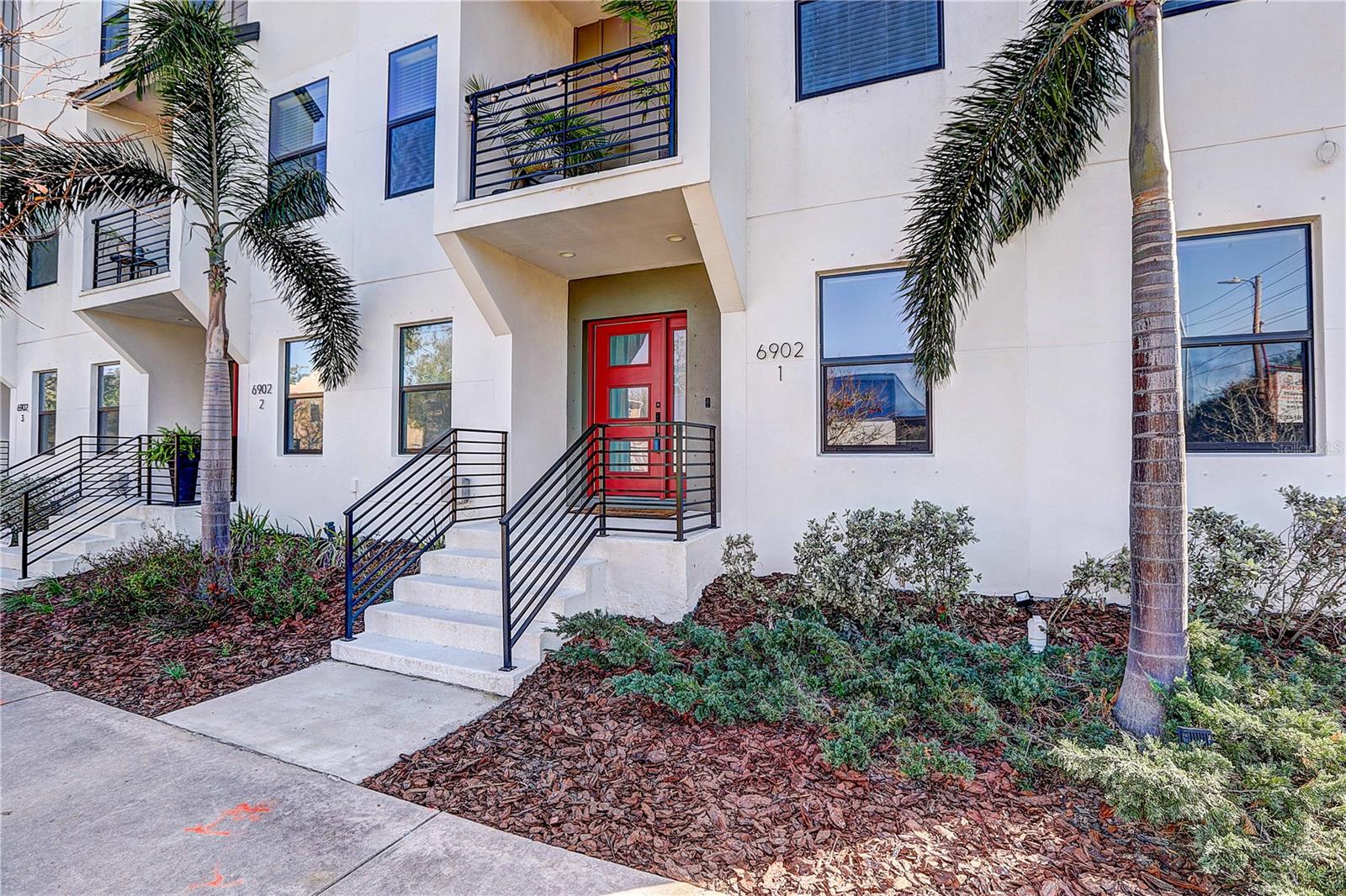 Image 34 of 39 For 6902 Macdill Avenue 1