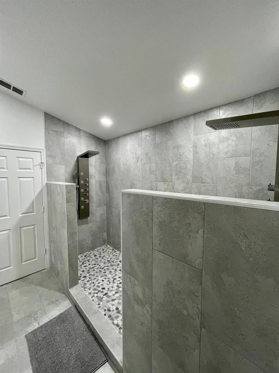 Image 13 of 33 For 2505 Osprey Creek Court