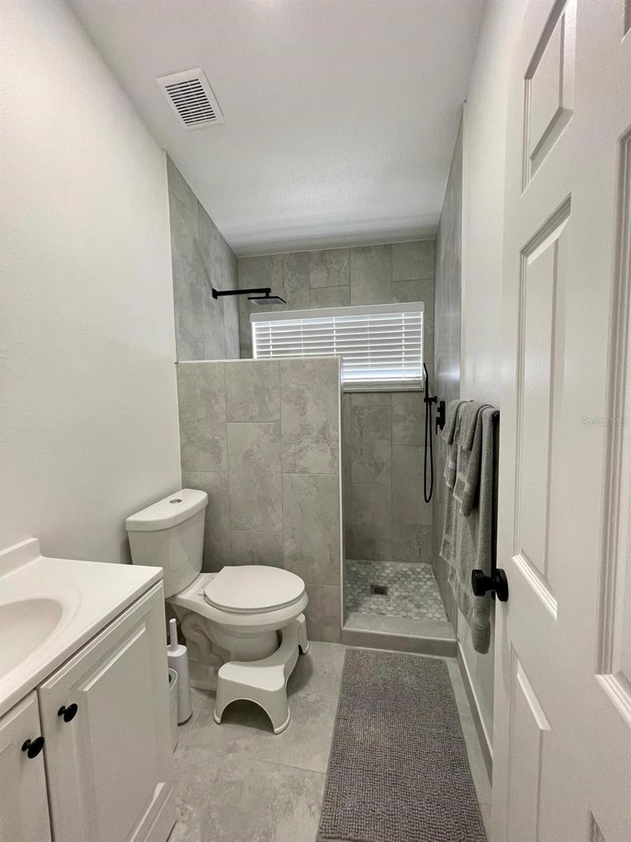 Image 24 of 33 For 2505 Osprey Creek Court