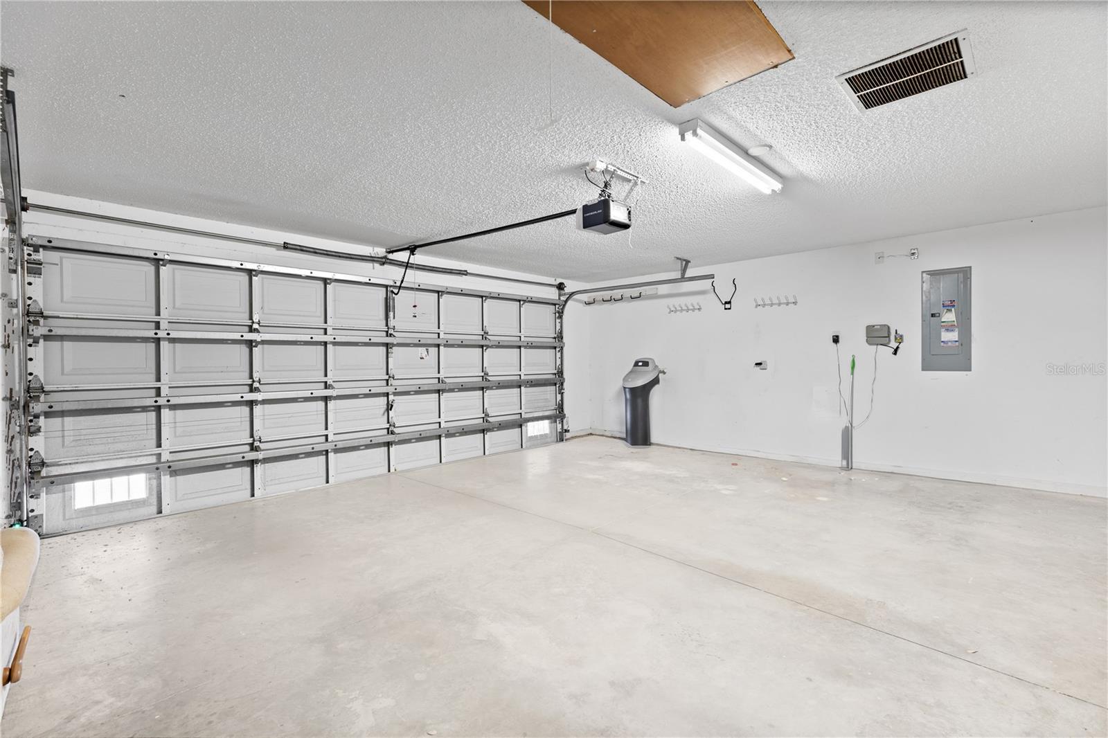 Image 31 of 40 For 16950 80th Bellavista Circle