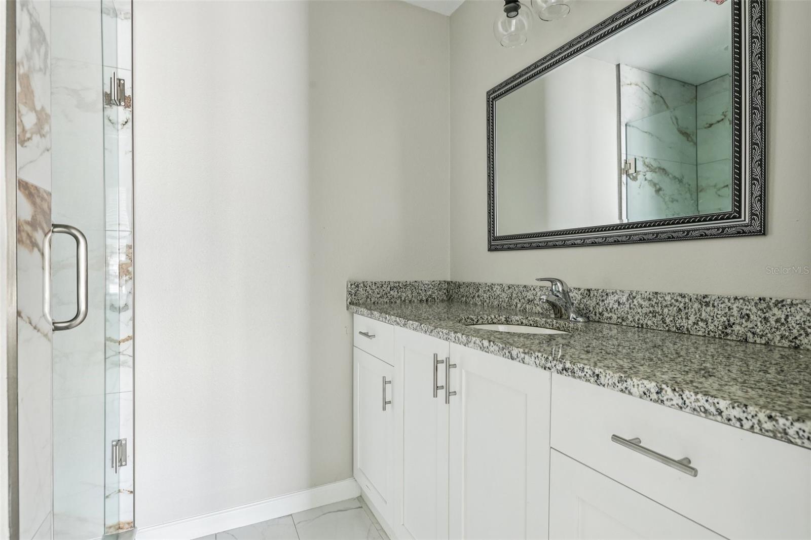 Image 17 of 20 For 801 Montrose Street Nw