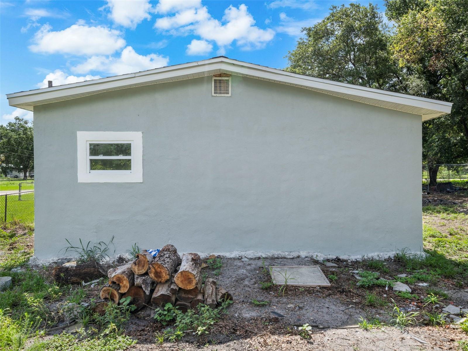 Image 5 of 23 For 4925 Catfish Road