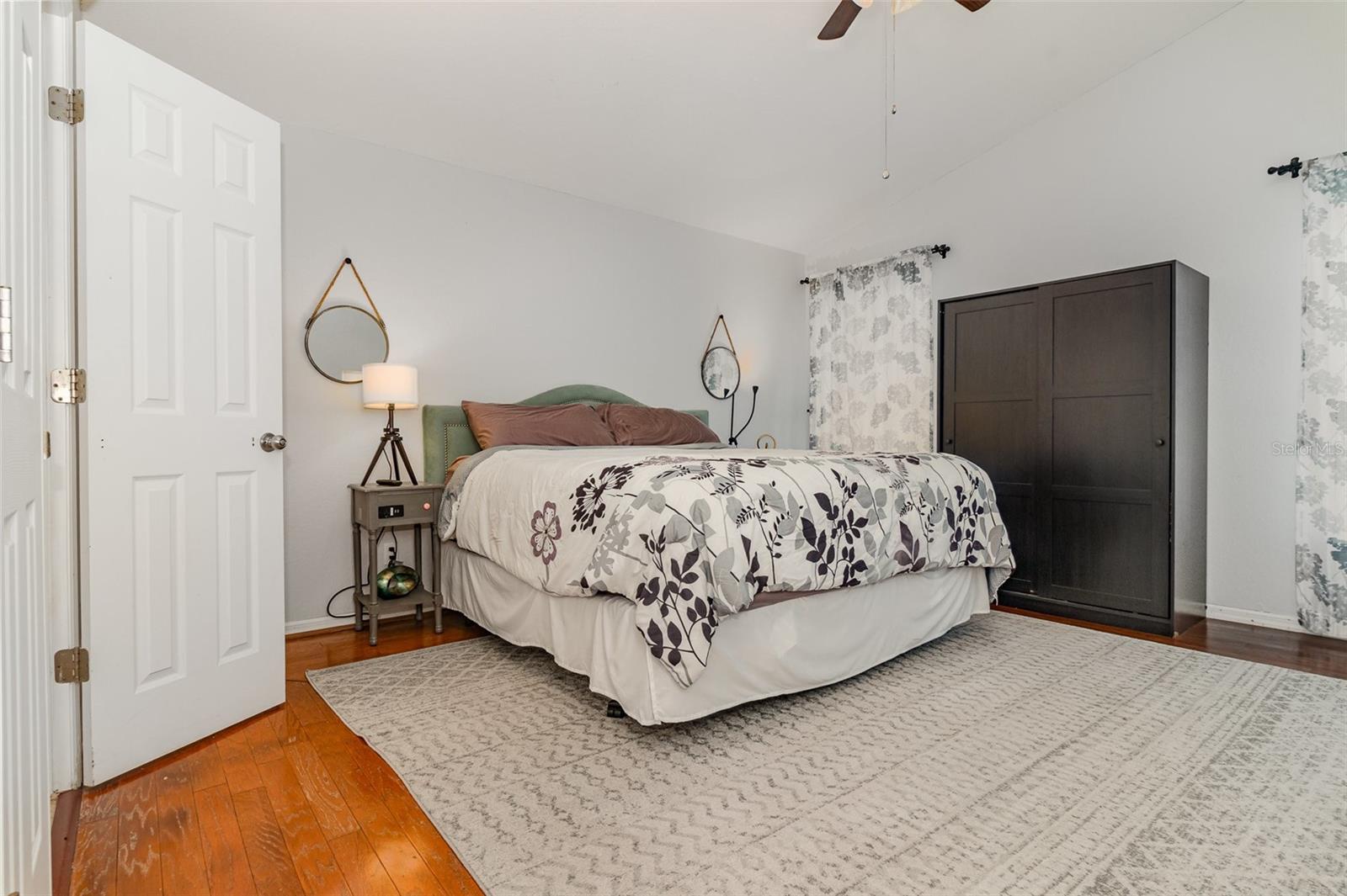 Image 15 of 35 For 1315 Vista Del Lago Boulevard
