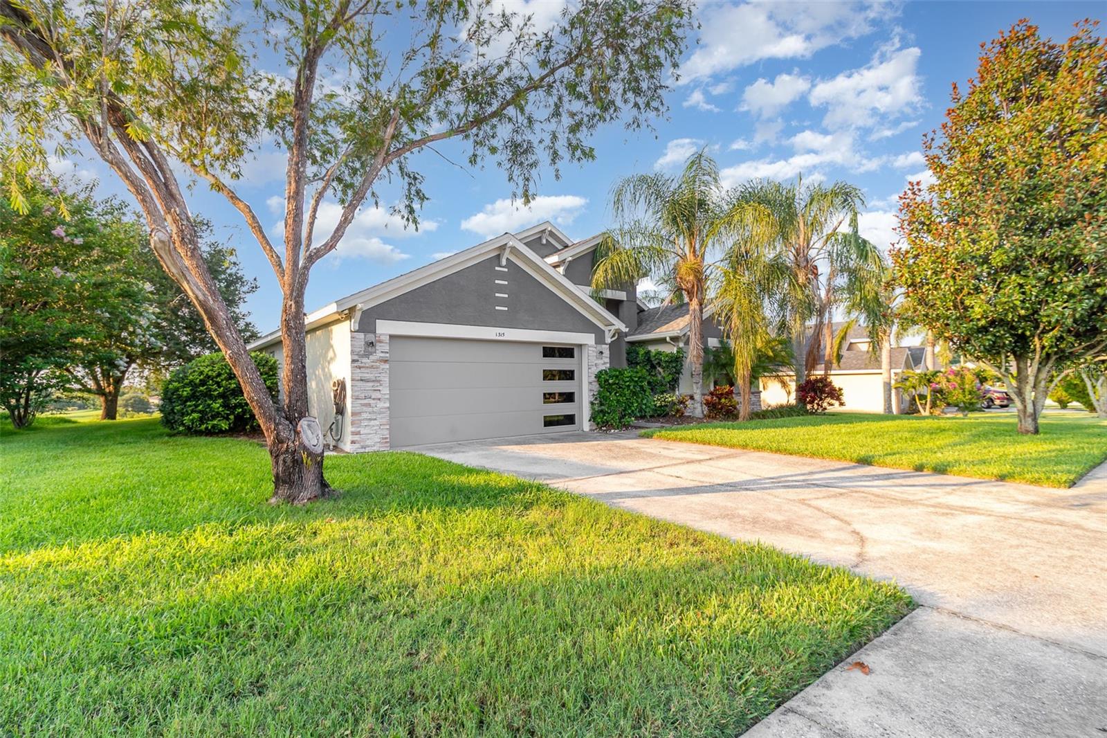 Image 3 of 35 For 1315 Vista Del Lago Boulevard
