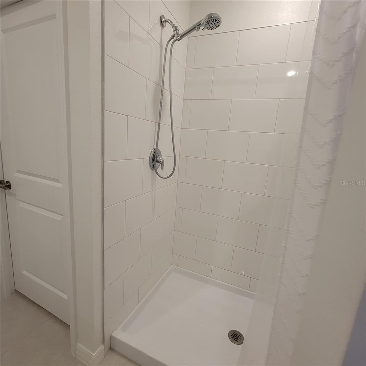 Image 15 of 40 For 13707 Newbridge Street