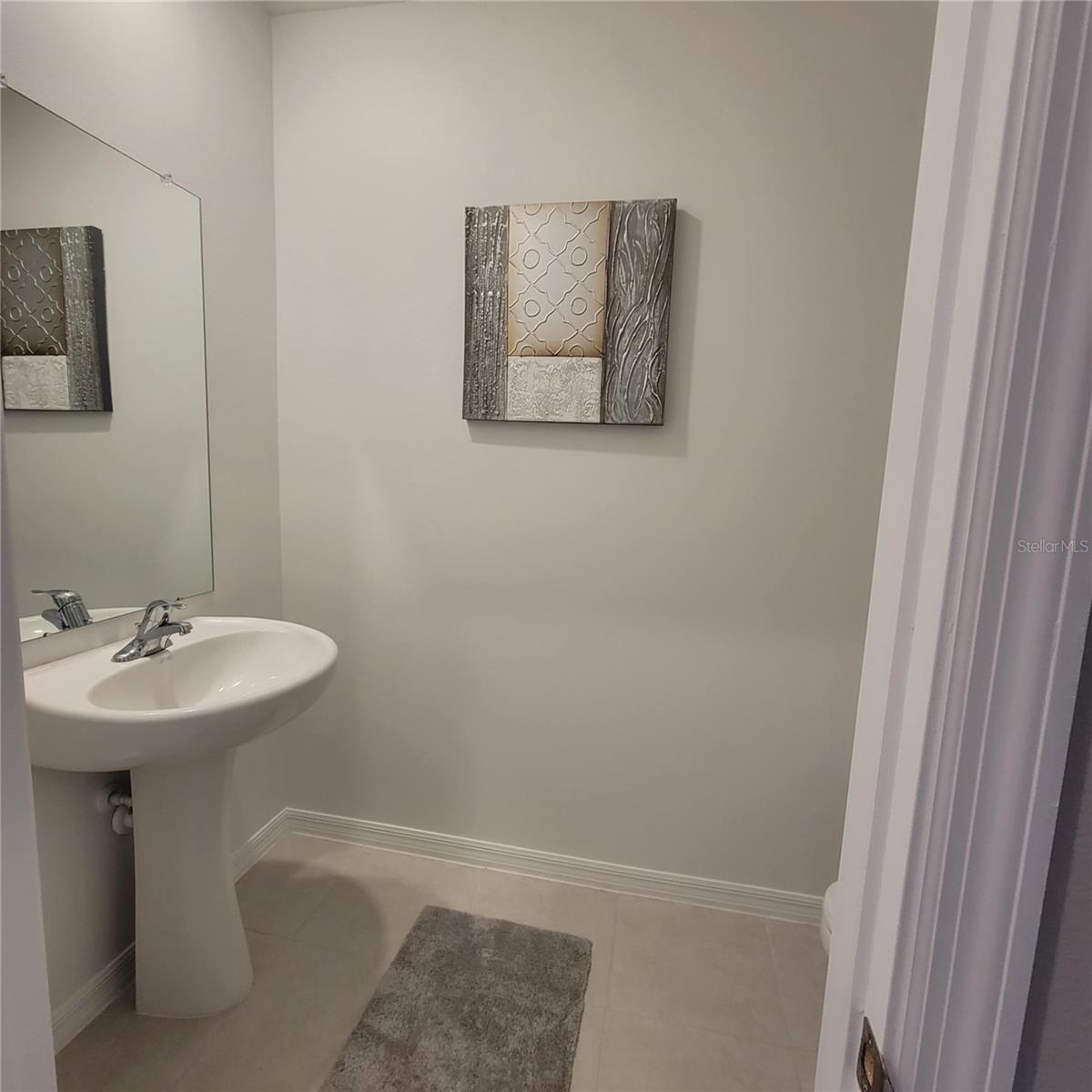 Image 22 of 40 For 13707 Newbridge Street