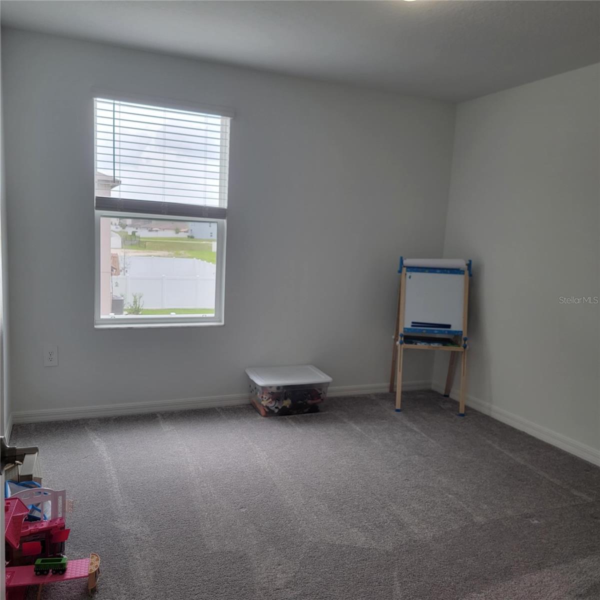 Image 32 of 40 For 13707 Newbridge Street