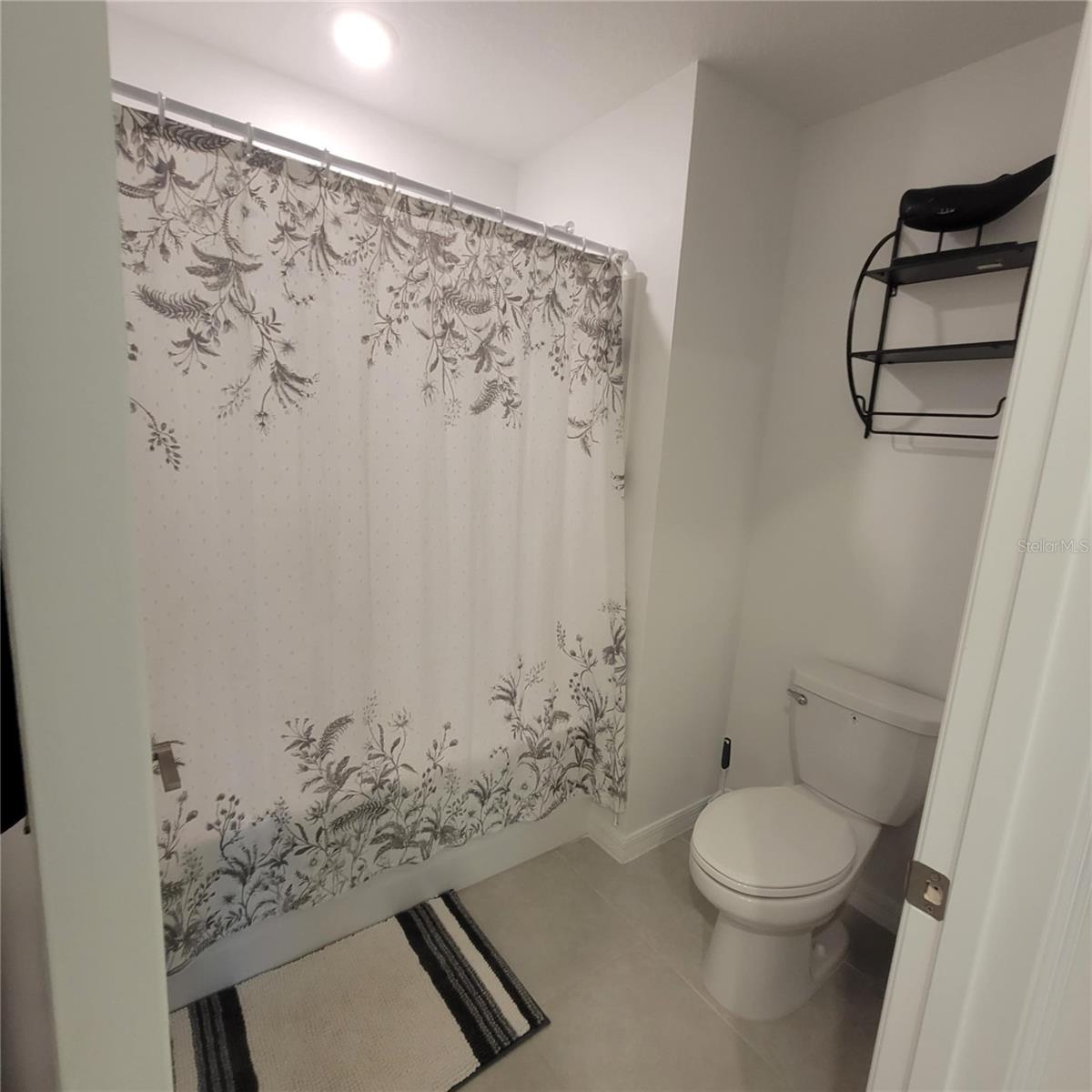 Image 36 of 40 For 13707 Newbridge Street