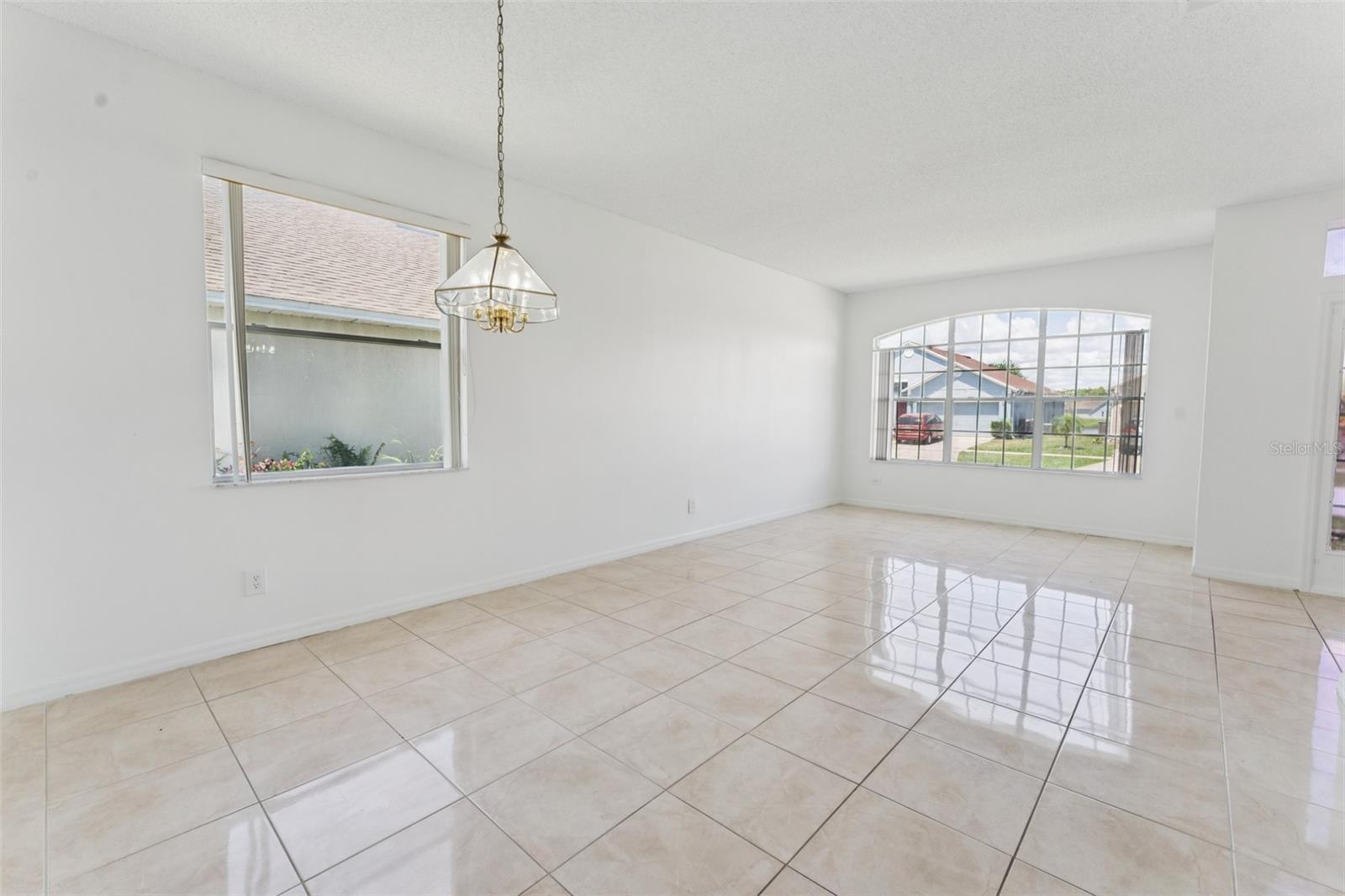 Image 10 of 35 For 2110 Mallard Creek Circle