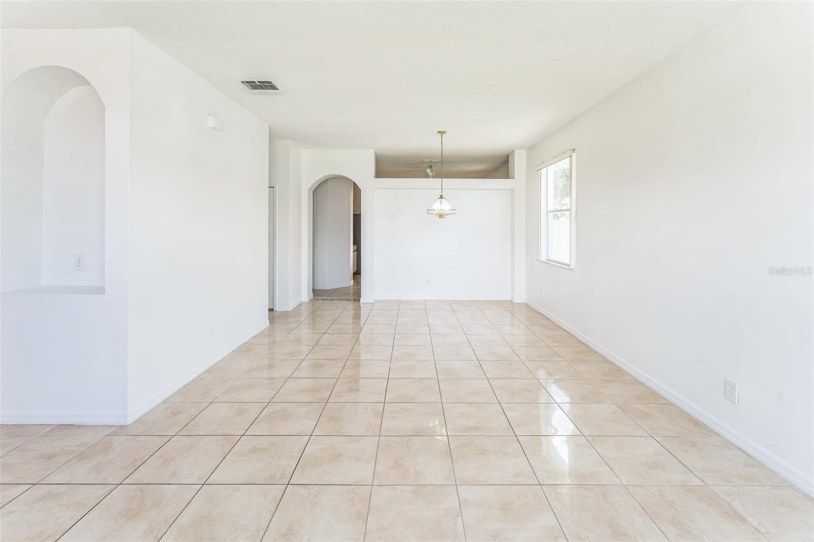 Image 12 of 35 For 2110 Mallard Creek Circle