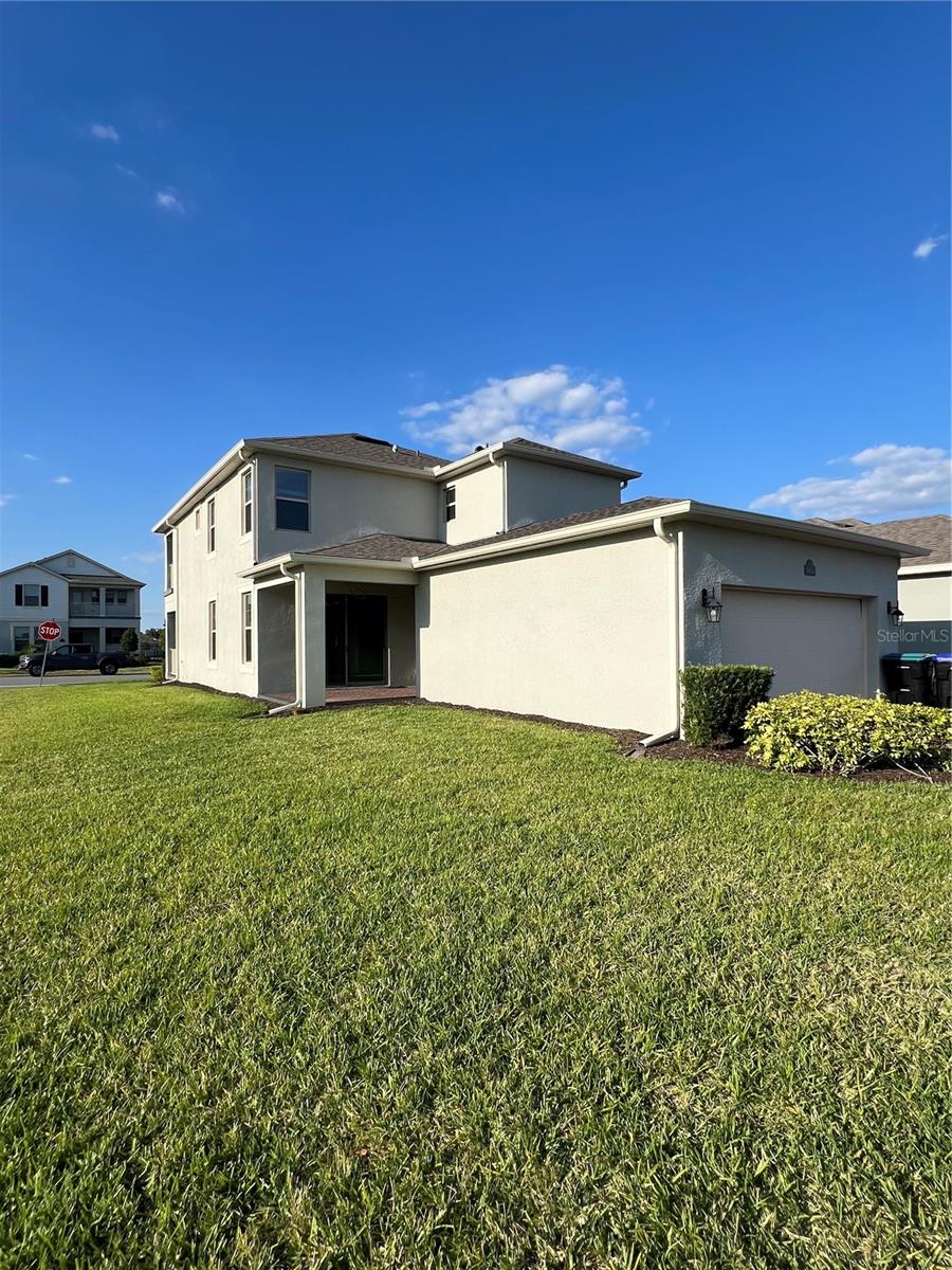 Image 3 of 16 For 16057 Mangrove Road
