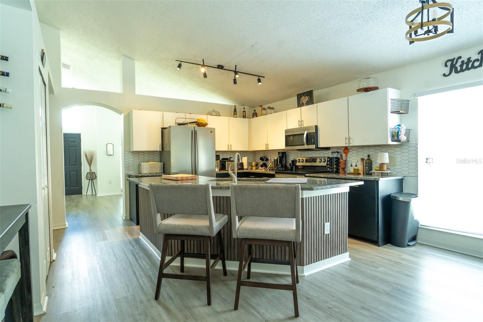 Image 10 of 38 For 11761 Hatcher Cir