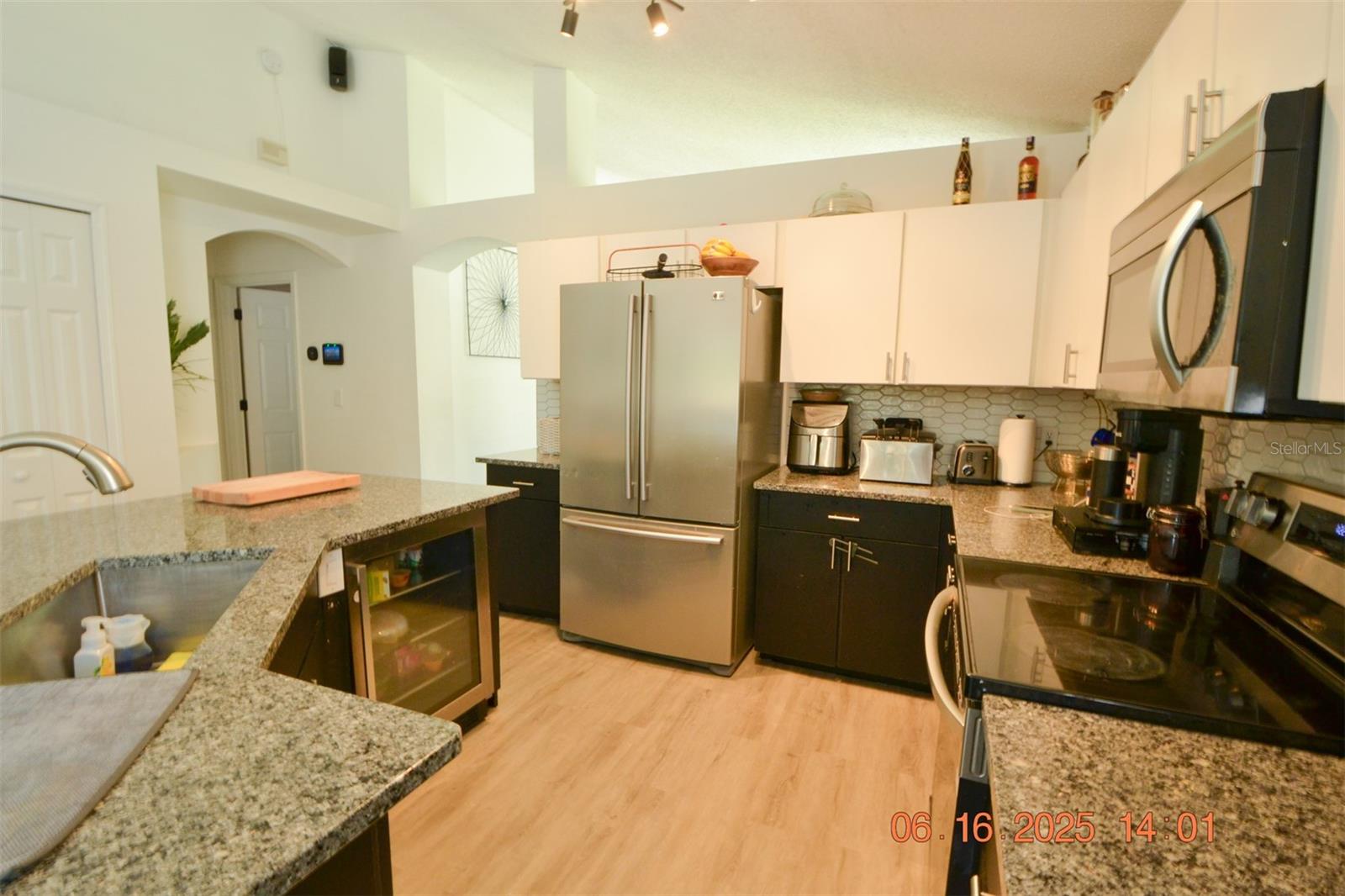Image 17 of 38 For 11761 Hatcher Cir