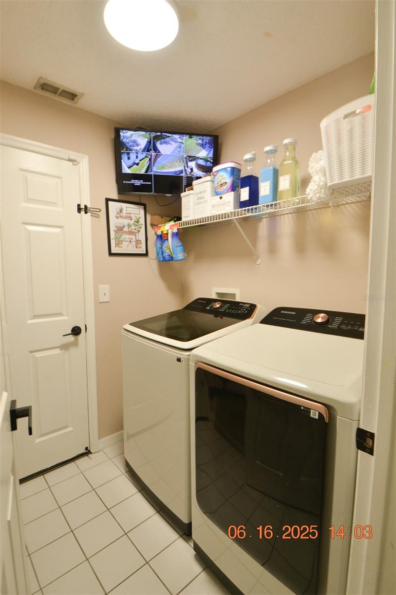 Image 20 of 38 For 11761 Hatcher Cir