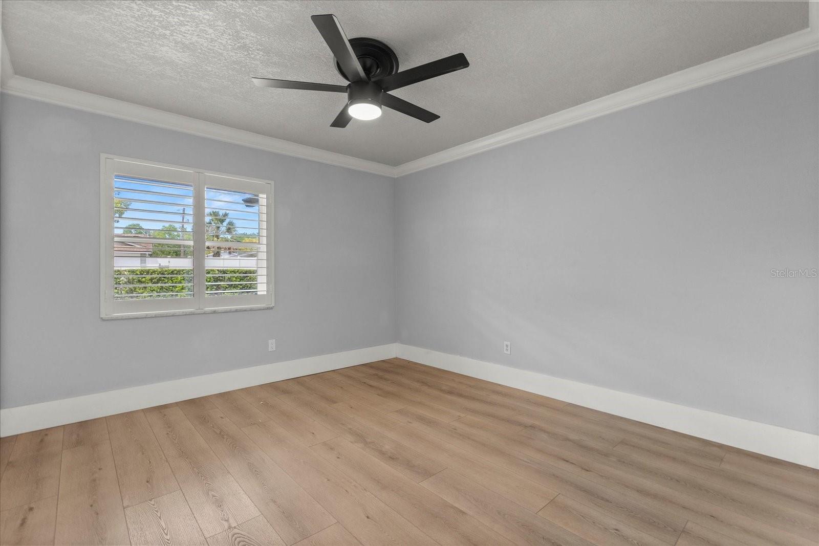 Image 18 of 42 For 201 Cedarwood Drive