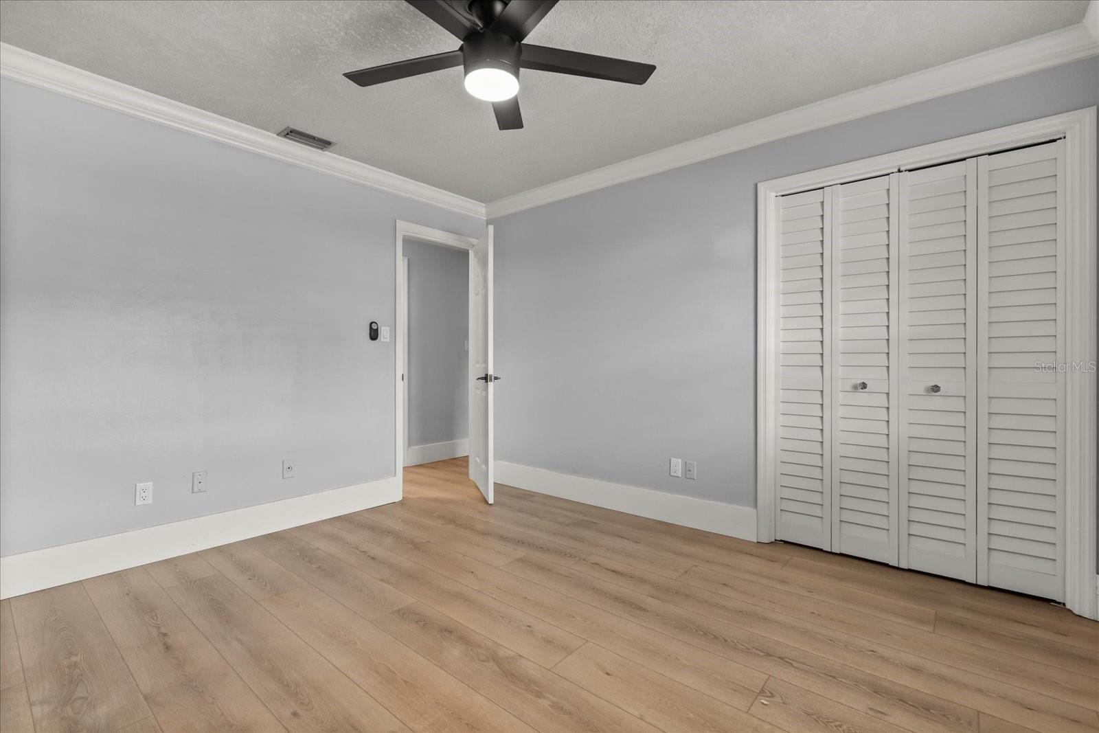 Image 19 of 42 For 201 Cedarwood Drive