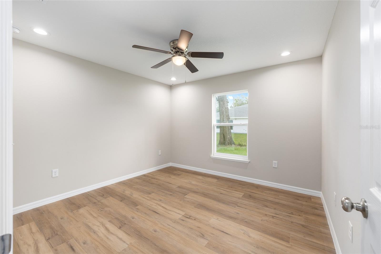 Image 23 of 35 For 1059 130th Terrace