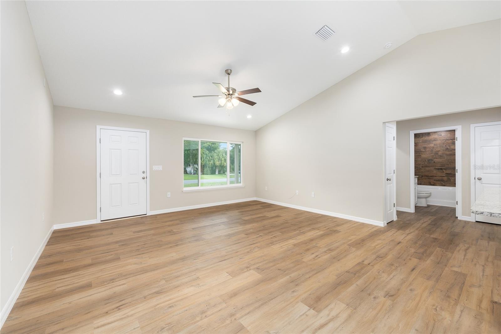 Image 7 of 35 For 1059 130th Terrace